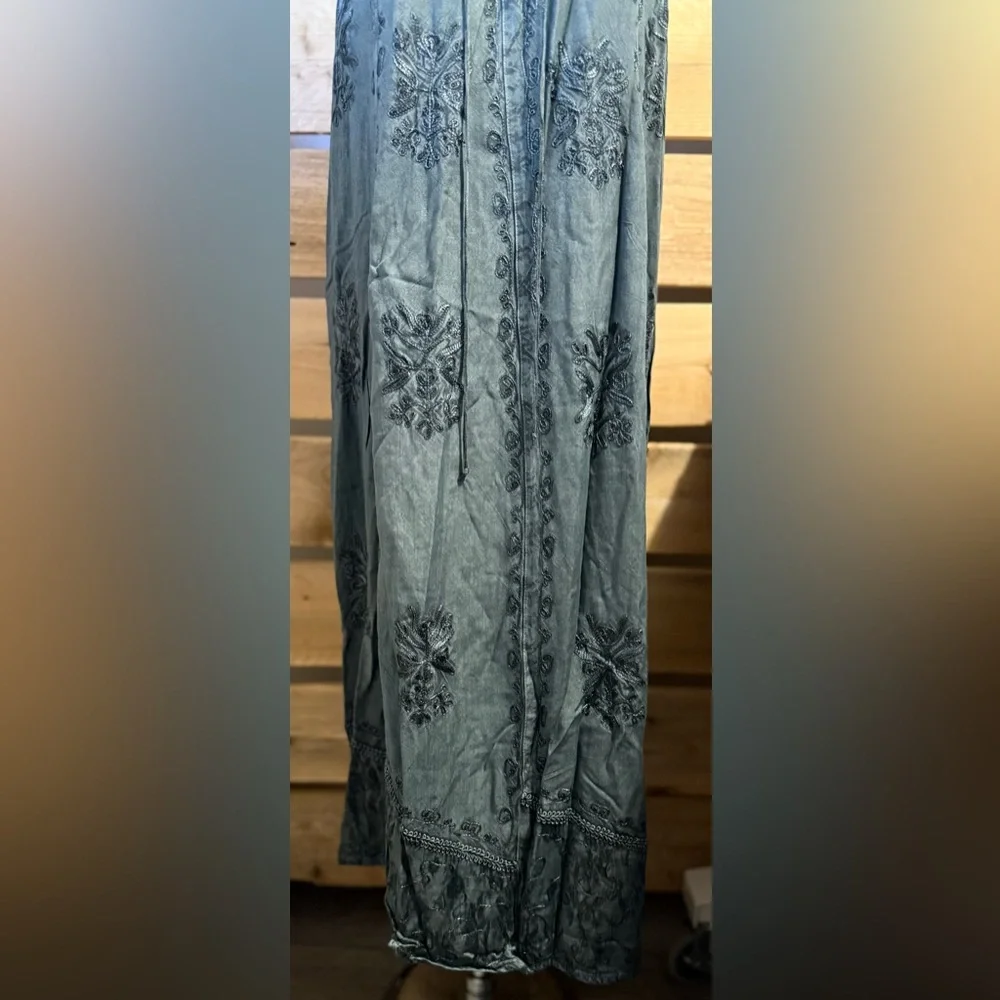 Double Dyed Renaissance Dress - Picture 9 of 14